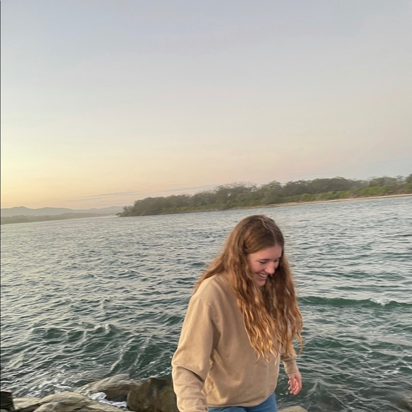 Meet your Posher, Maya - Picture 1 of 1